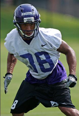 Emanuel Davis