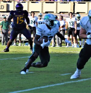 Tulane running back Tyjae Spears looks for an opening. The Green Wave was outrushed 310-124. (Al Myatt photo)